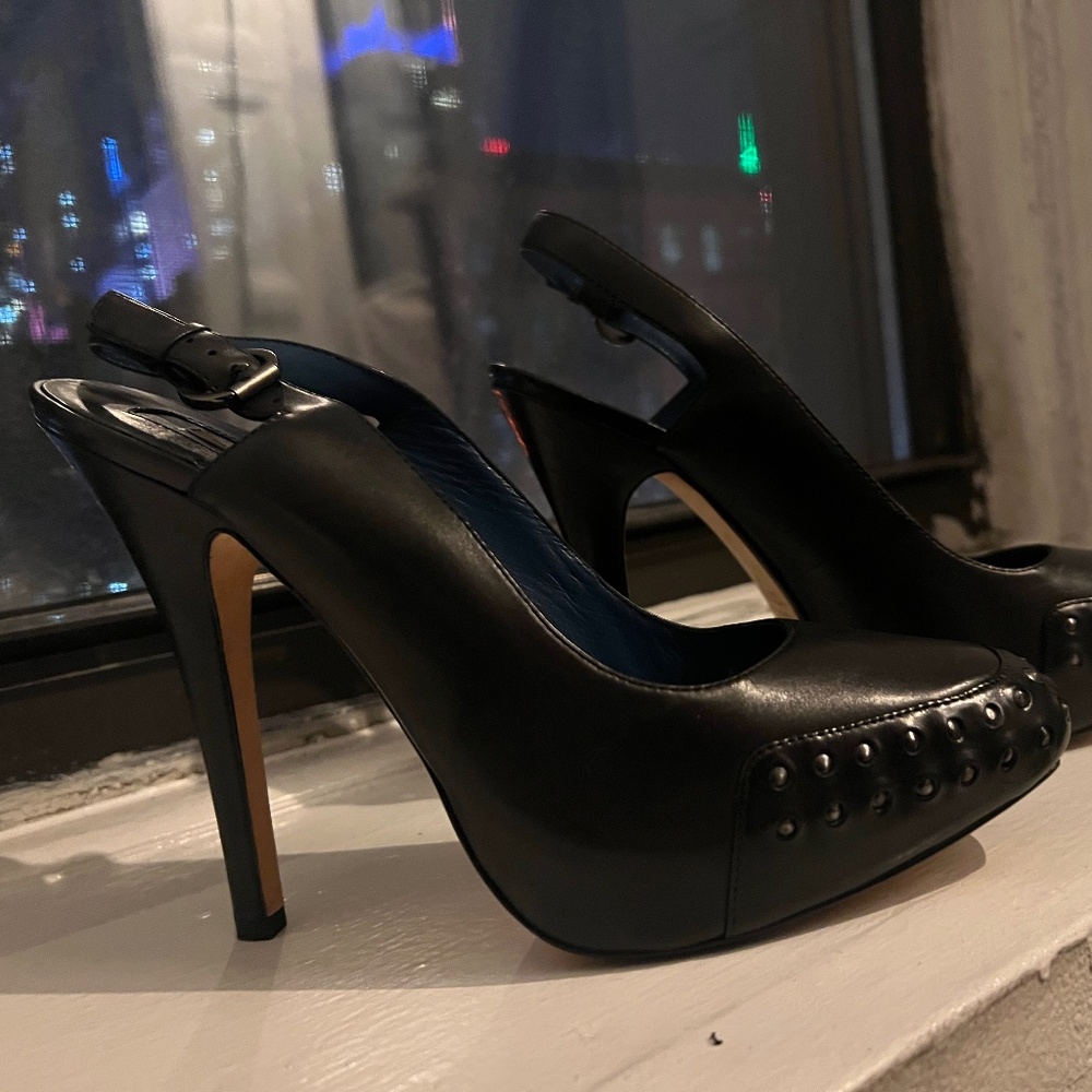 Max Studio Stilettos Size 9